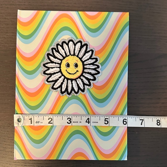 3D Flower Notebook with Pen - Picture 7 of 8
